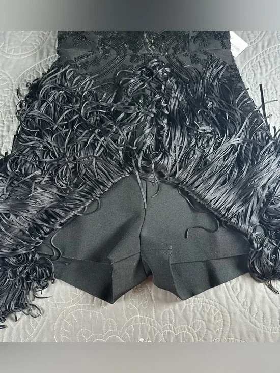 Windsor Women’s Black Sequin and Fringe Romper NWT Size M - Picture 4 of 14